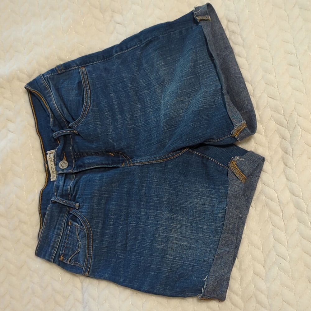 Levi's Perfectly Slimming Jean Shorts - 4